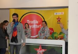 Yol ver bir dakika kaybet, 